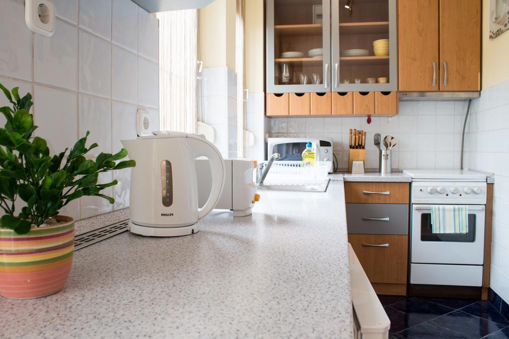 Titan Apartman Гюла Екстериор снимка