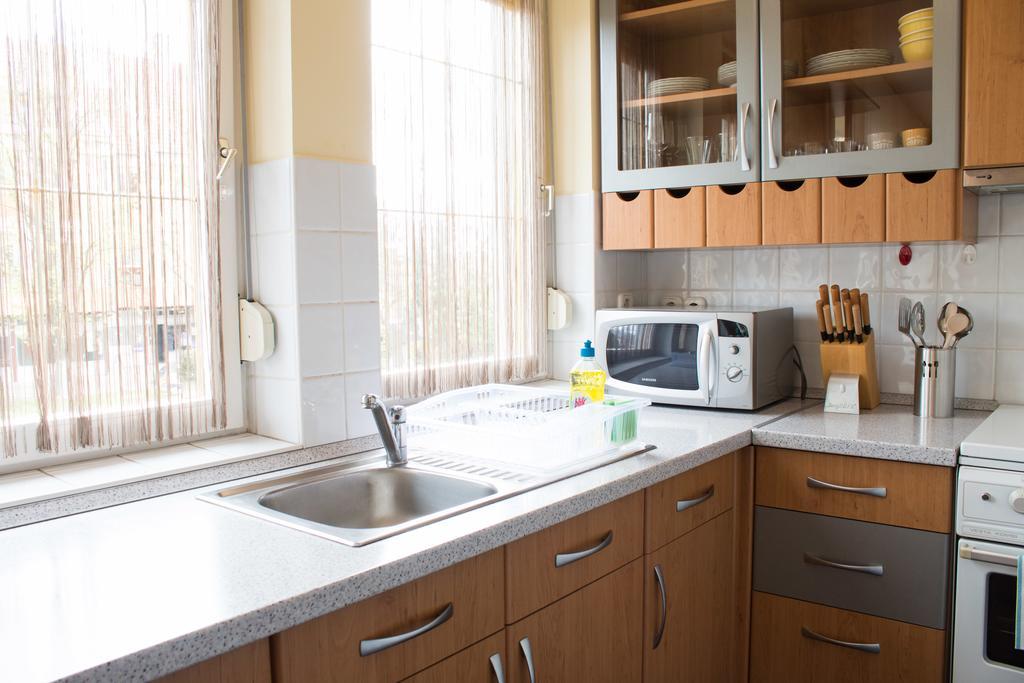 Titan Apartman Гюла Екстериор снимка